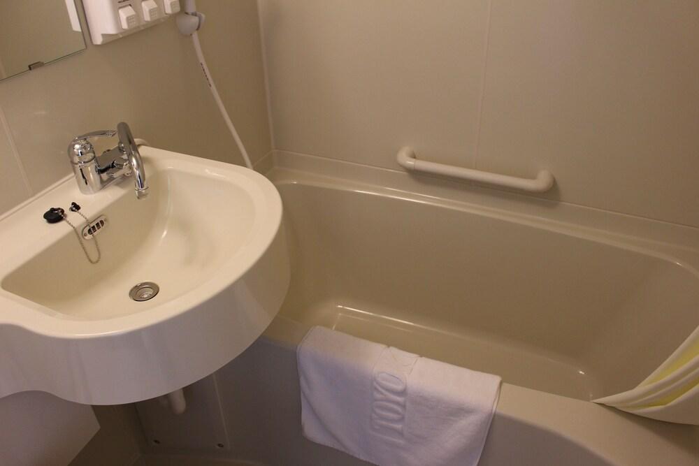 Hotel Livemax Osaka Umeda Nakatsu Bagian luar foto
